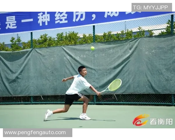 重庆网球队以54分领跑全国锦标赛积分榜展现强劲实力 重庆网球队以54分领跑全国锦标赛积分榜展现强劲实力